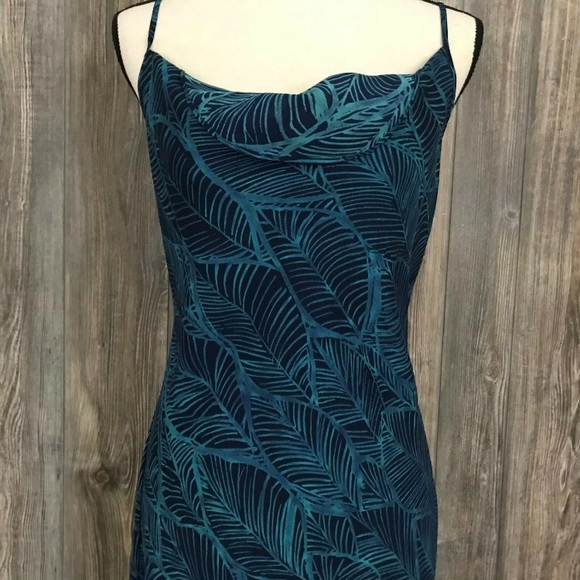 Express Dresses & Skirts - Express Beautiful teal dress size 9/10 NWOT